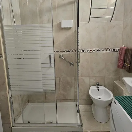 Apartment With Sea View Near The